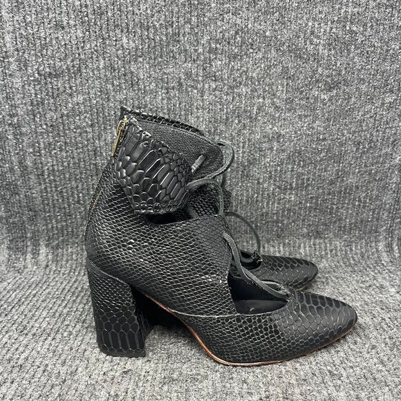 FreeBird by Steven Joyce Black Snakeskin Leather Lace Up Heeled Bootie Women’s 9 - Picture 1 of 8